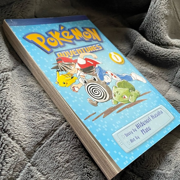 Pokémon Adventures Vol. 1 - Picture 2 of 4